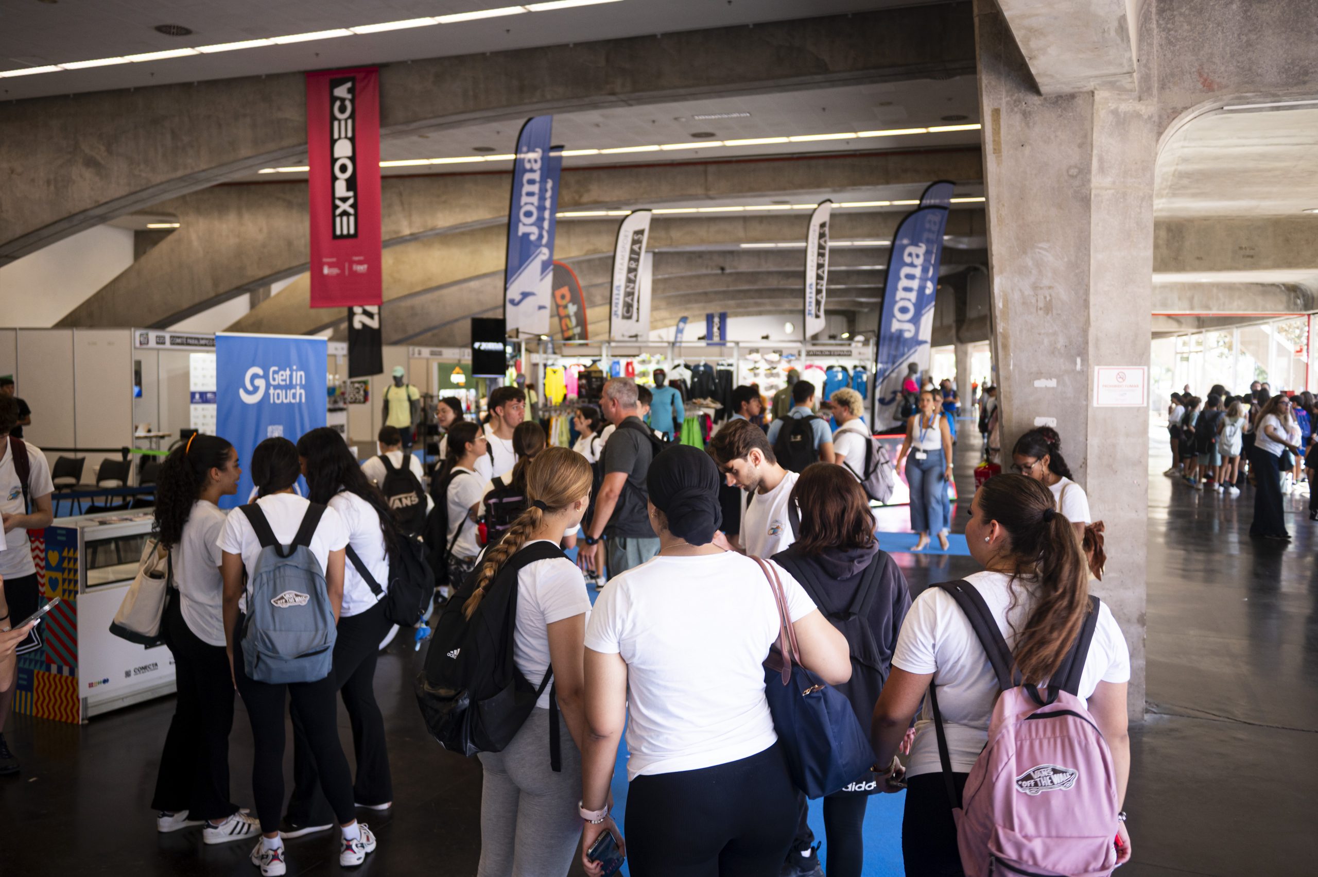 FOTO.-Imagen-de-ambiente-de-ExpoDeca-2025-scaled