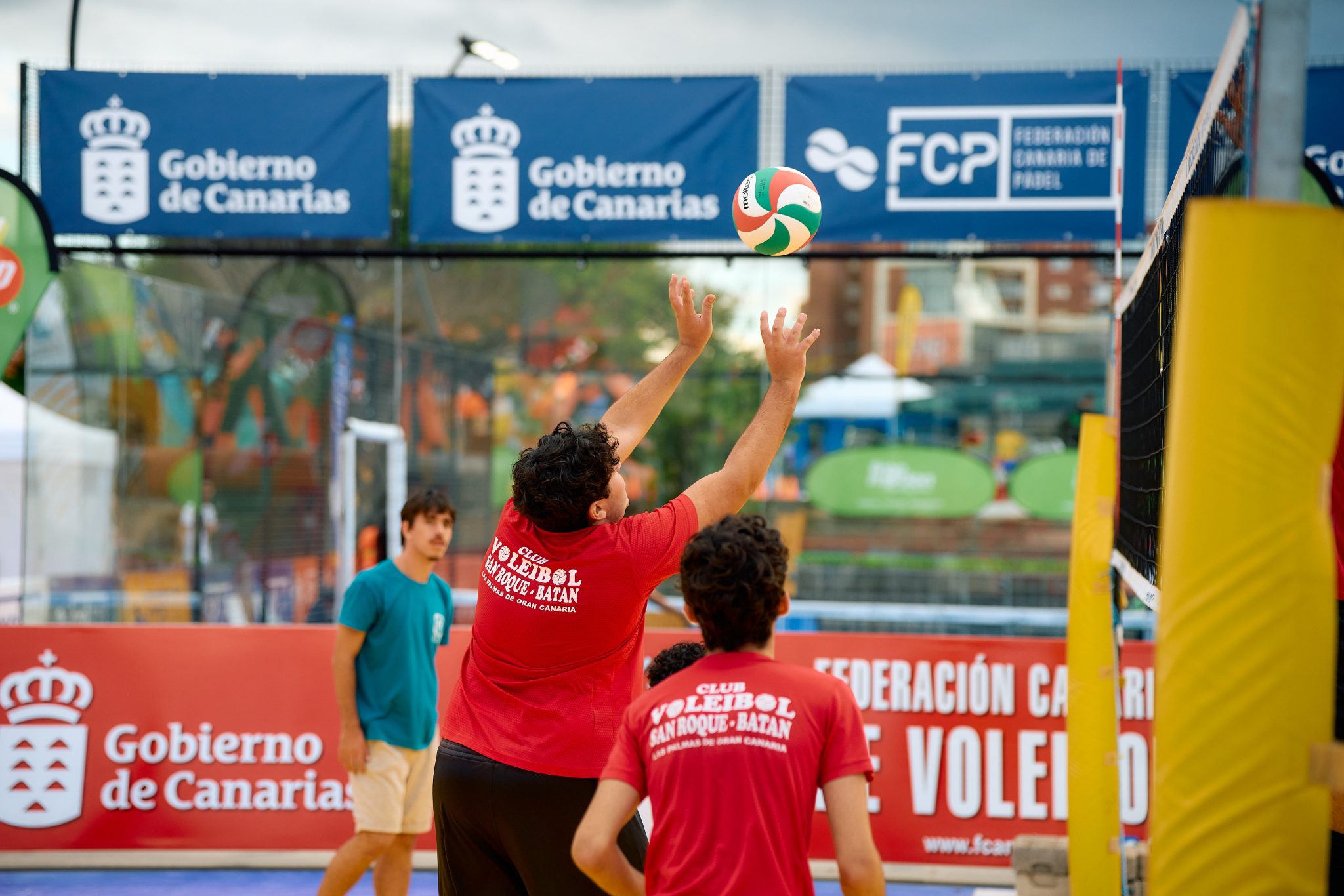 FOTO.-El-voleibol-de-cantera-se-cita-en-ExpoDeca-2-2048×1366